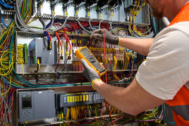 Best Affordable Emergency Electrician  in Stuart, IA